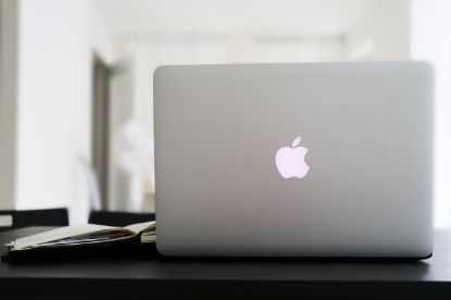 Poza cu Apple MBP 14: SILVER/M4 10C/M4 10C GPU/16GB/1TB-MAG
