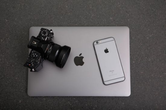 Poza cu Apple MBA 13.6: SPACE GREY/M2/8C GPU/16GB/256GB-CRO